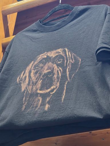 "Labradorable" Look T-Shirt mit Kopf eines Labradors